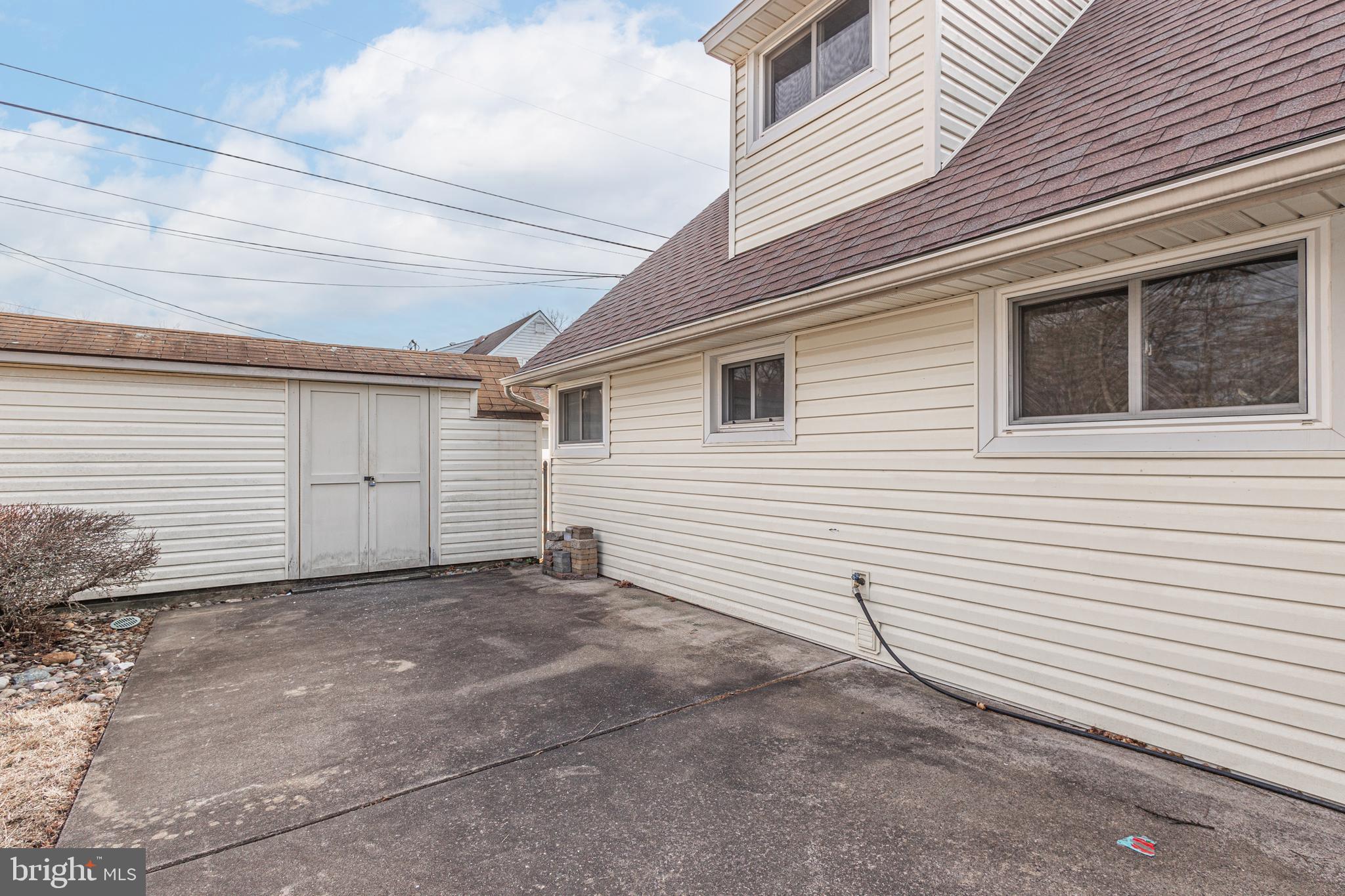 HIGHLAND PARK - Residential Lease