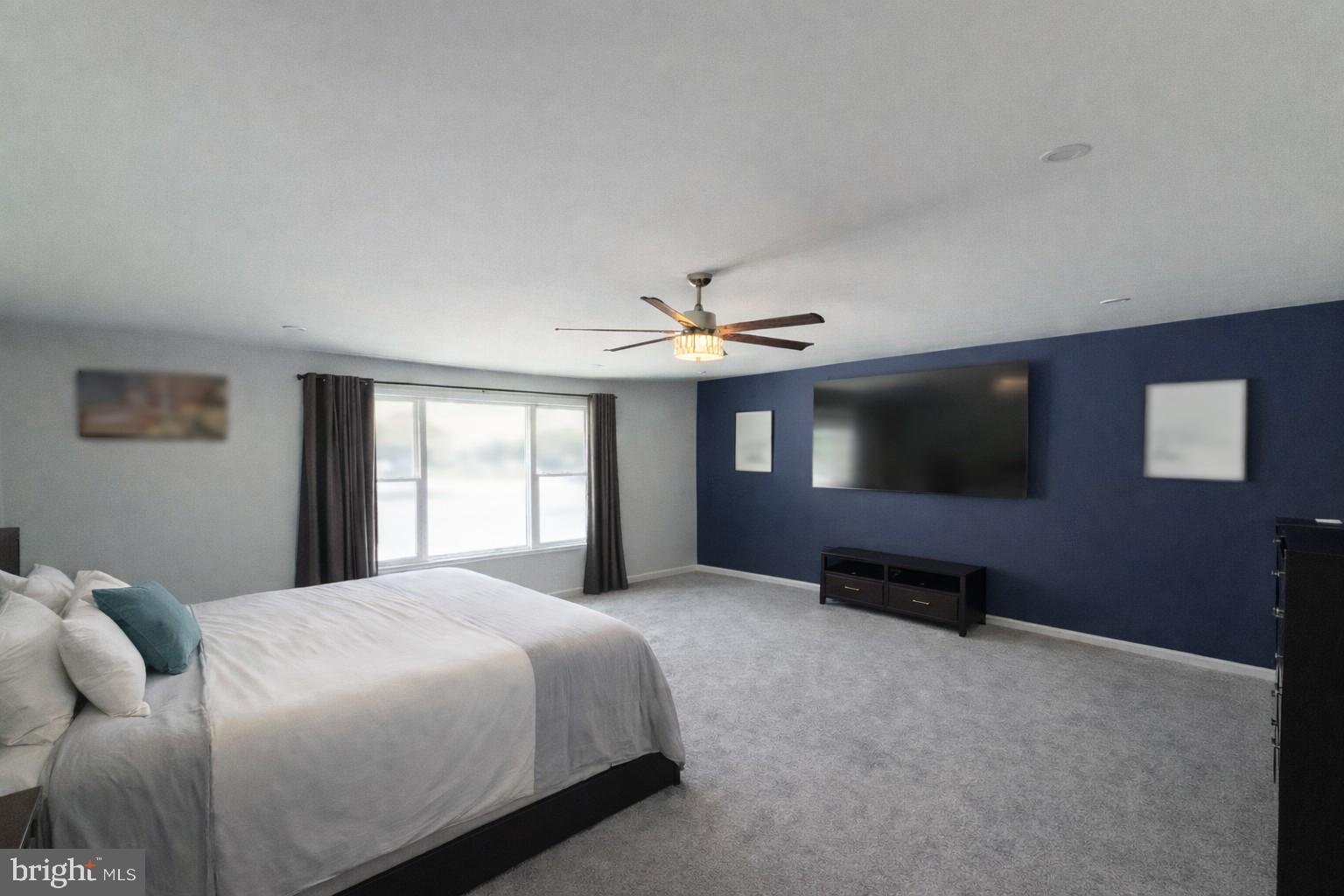 BEVERLY ESTATES - Residential