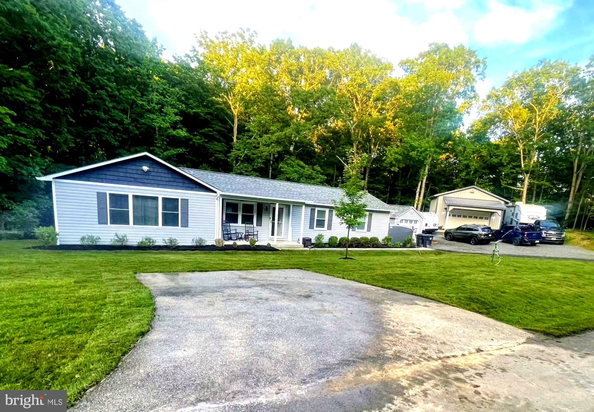 BEVERLY ESTATES - Residential