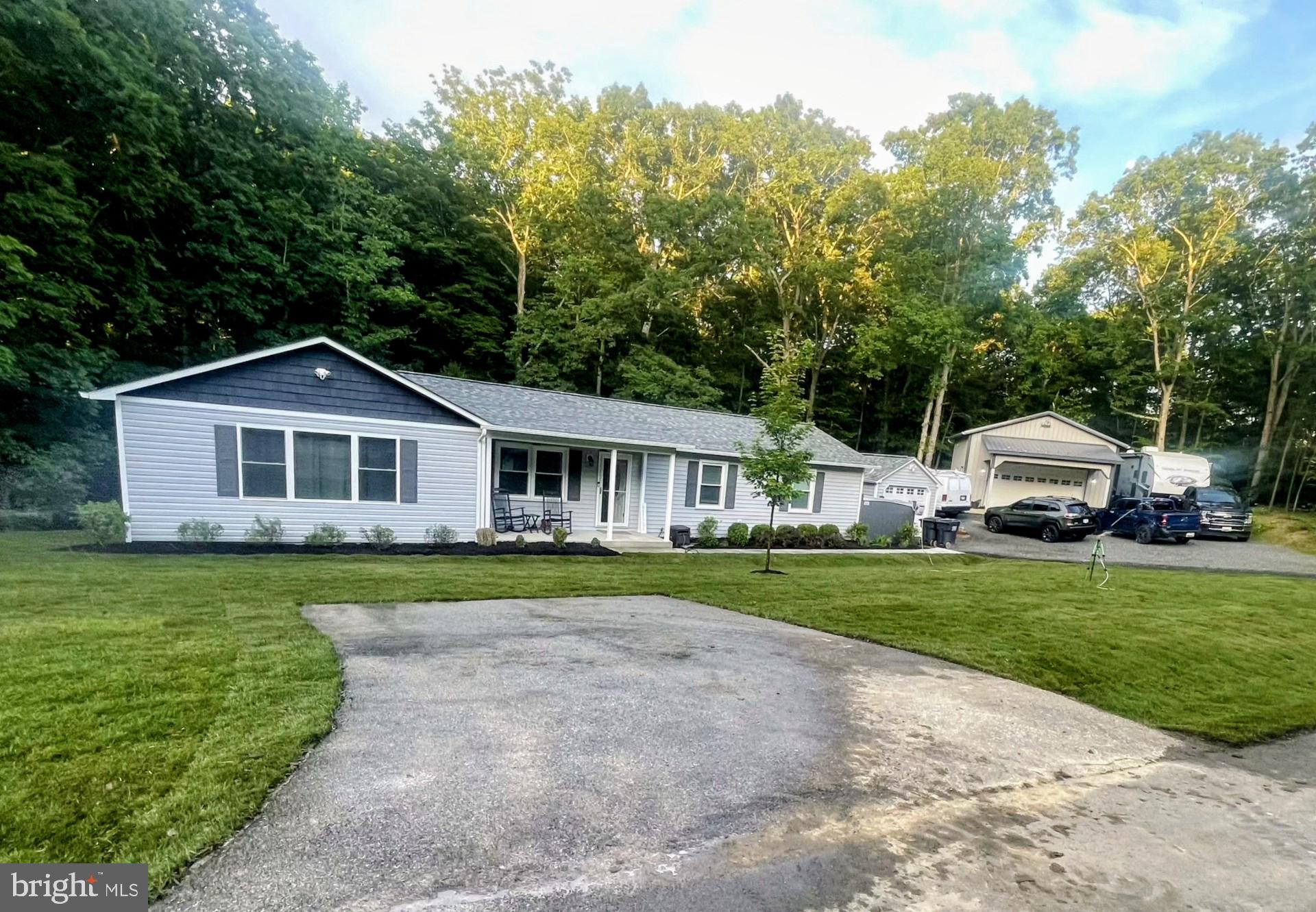 BEVERLY ESTATES - Residential