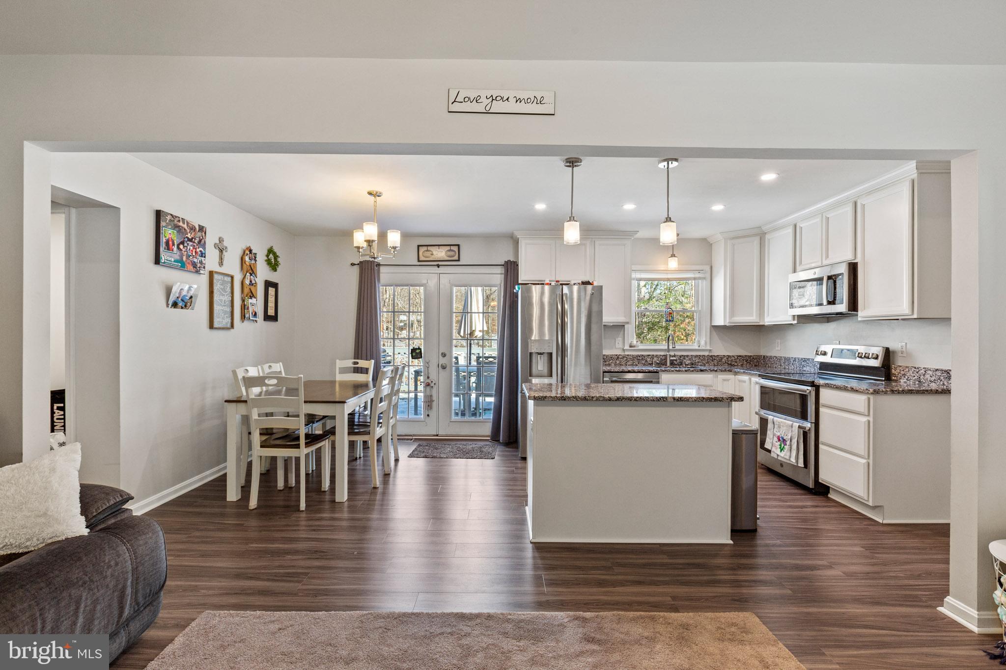 BEVERLY ESTATES - Residential