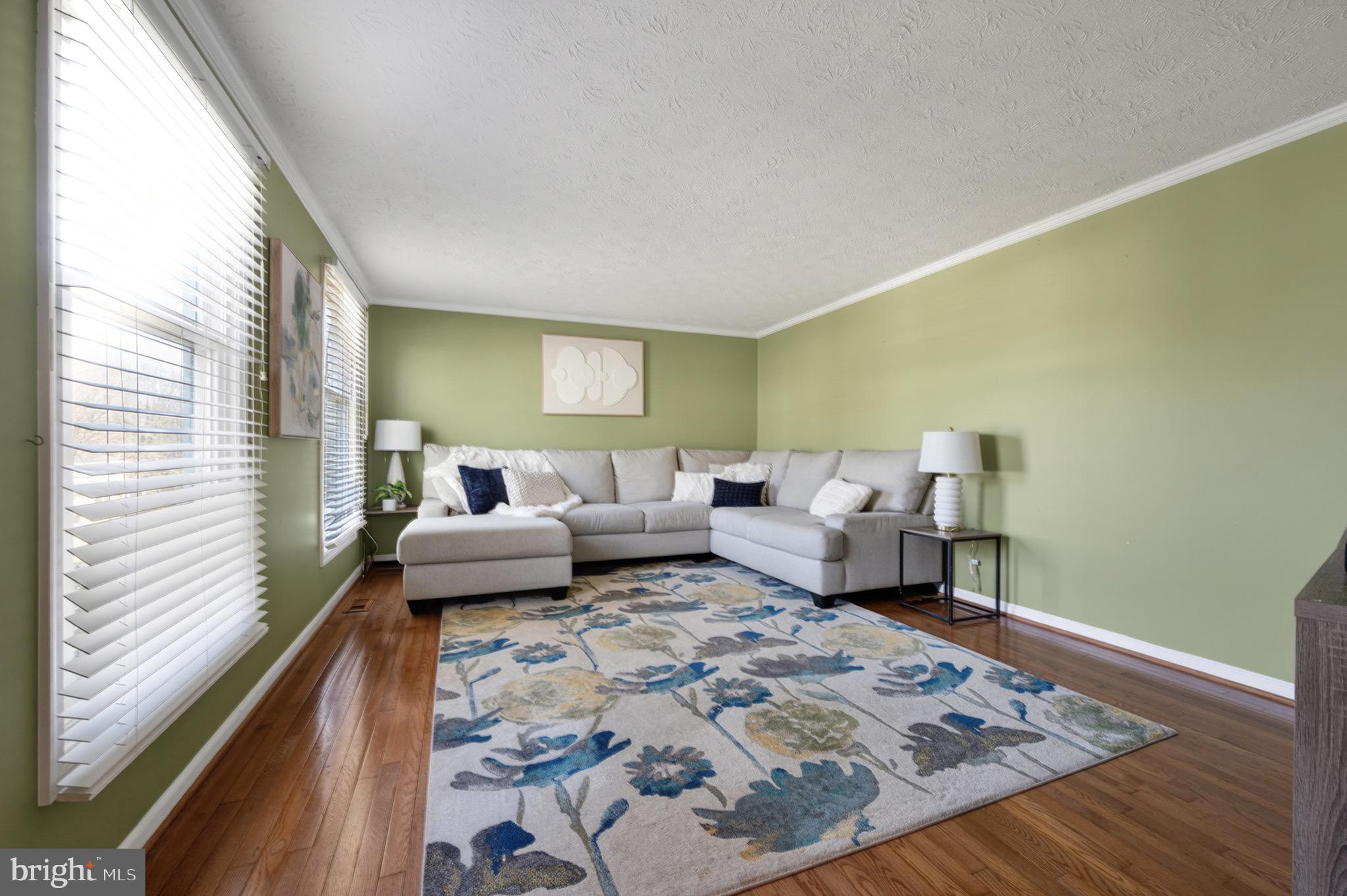 MONTCLAIR - Residential