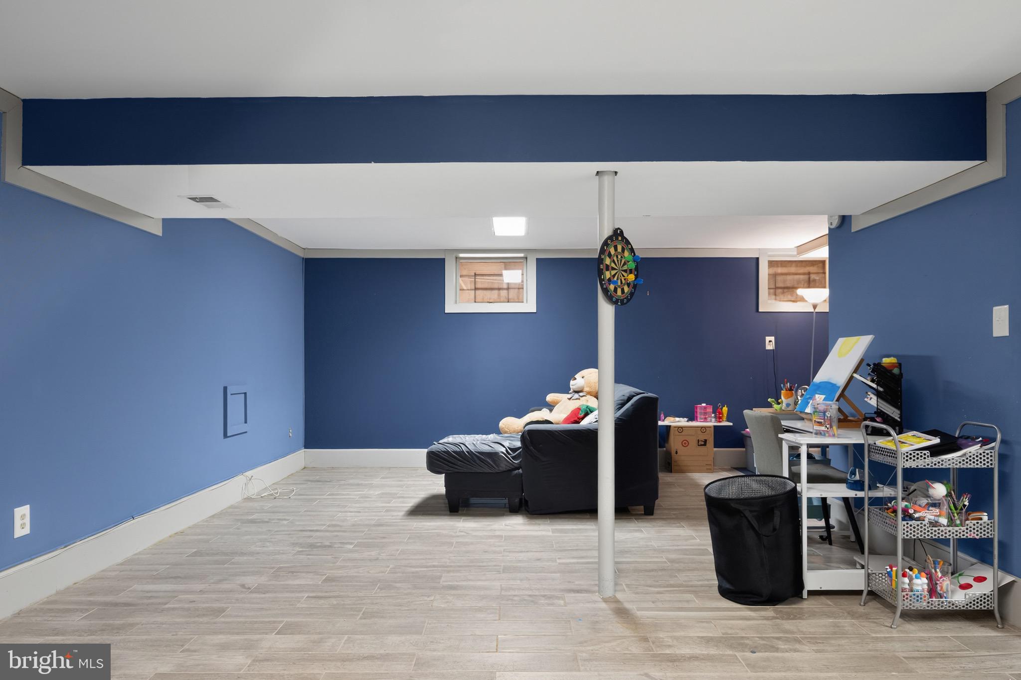 MONTCLAIR - Residential