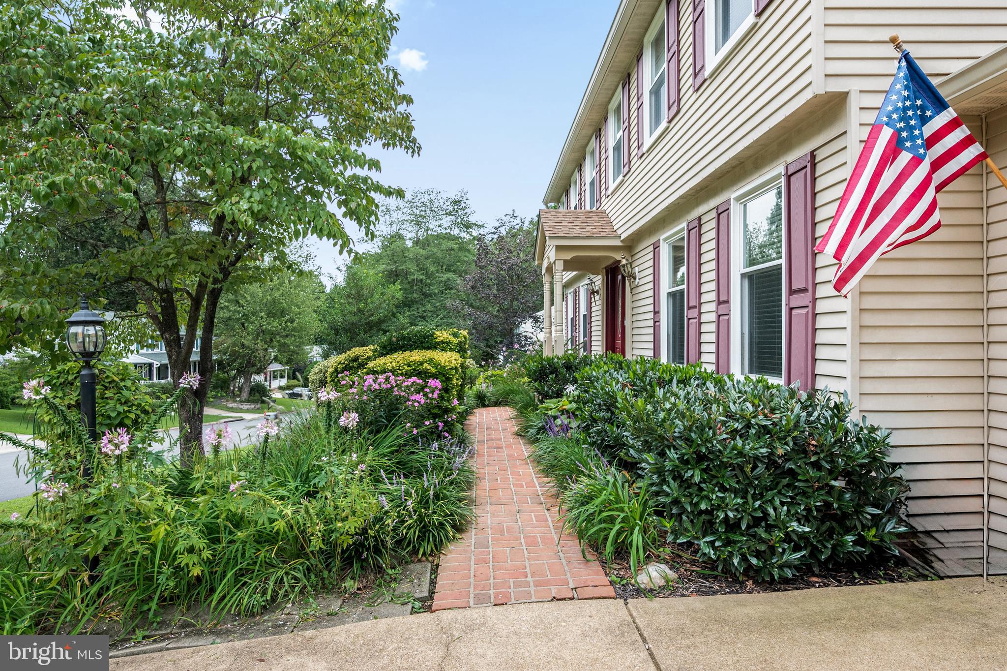 MONTCLAIR - Residential