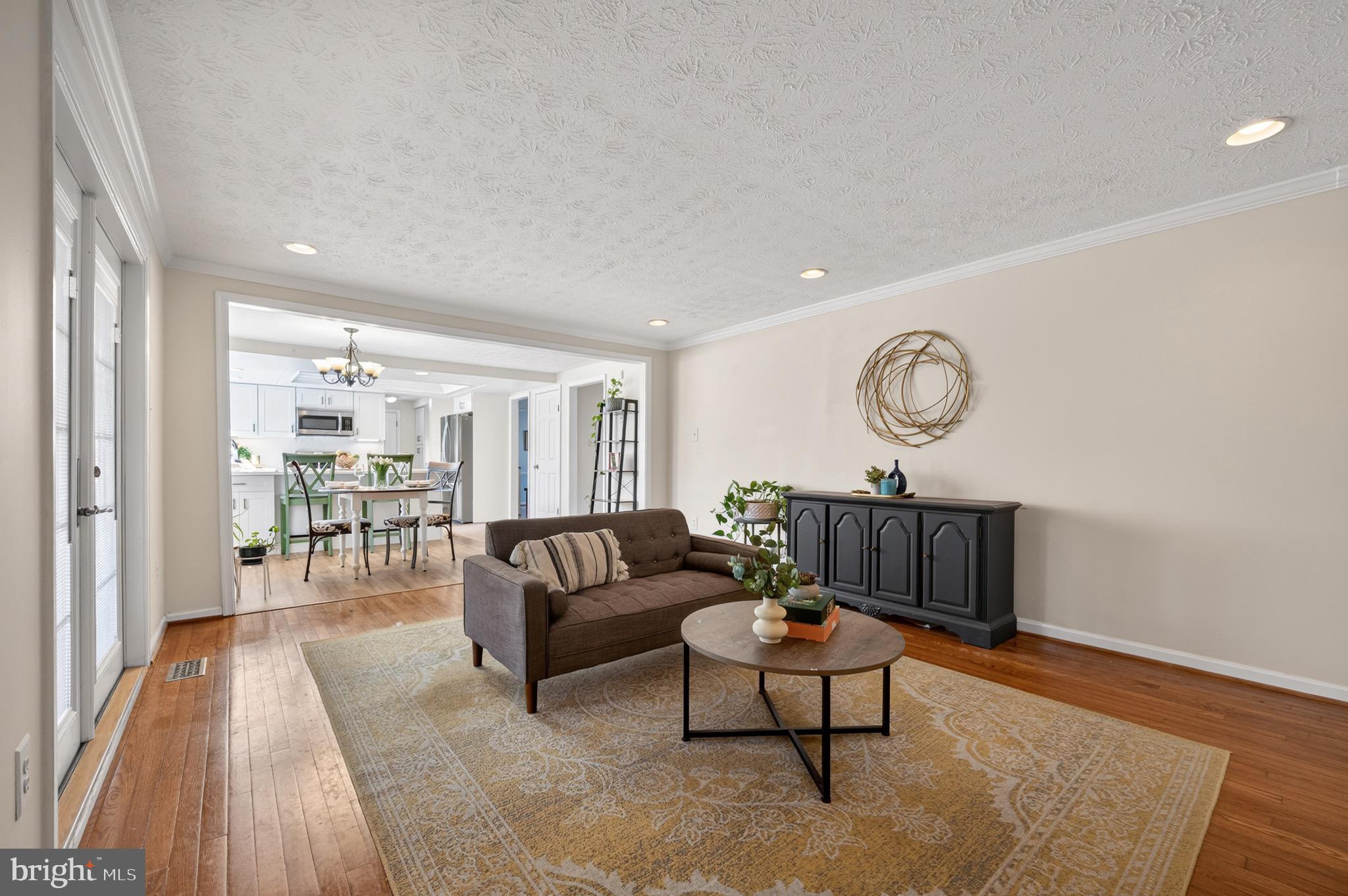 MONTCLAIR - Residential