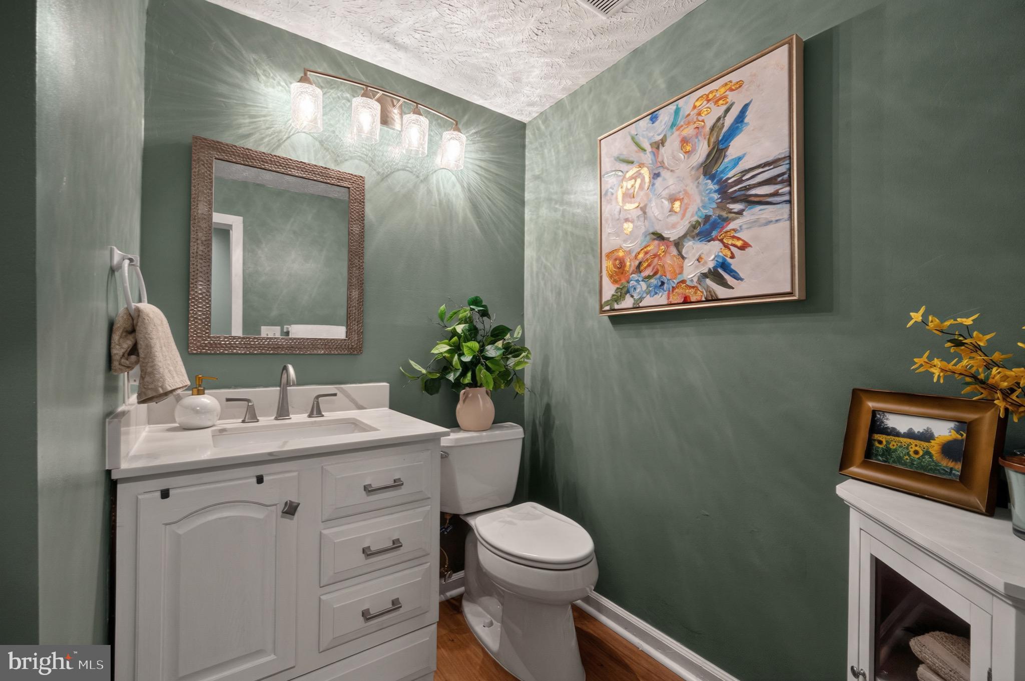 MONTCLAIR - Residential