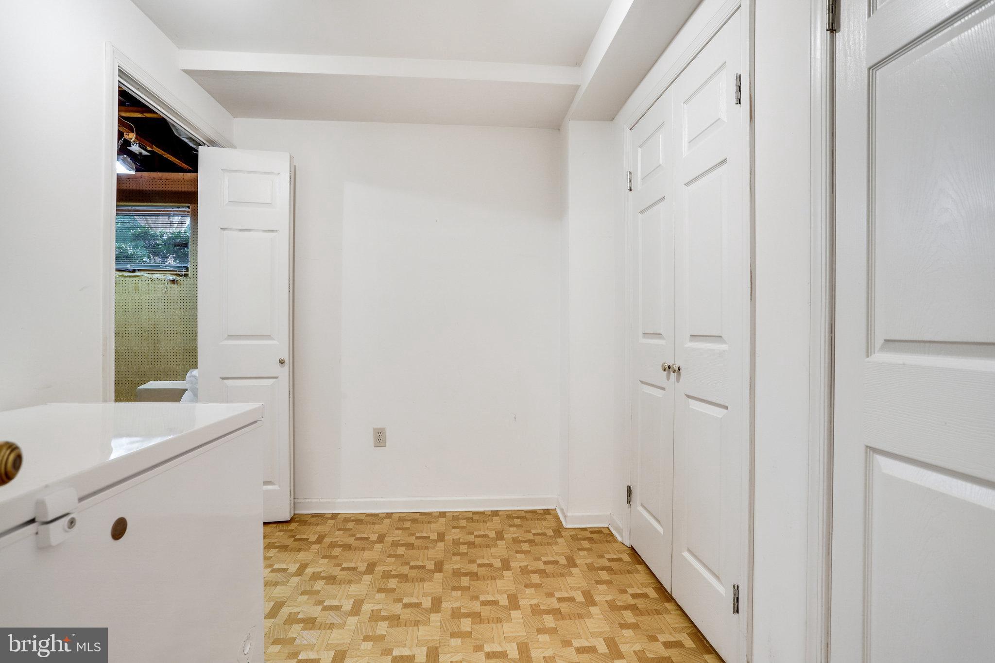 SOMERSET AT SOUTH RUN - Residential