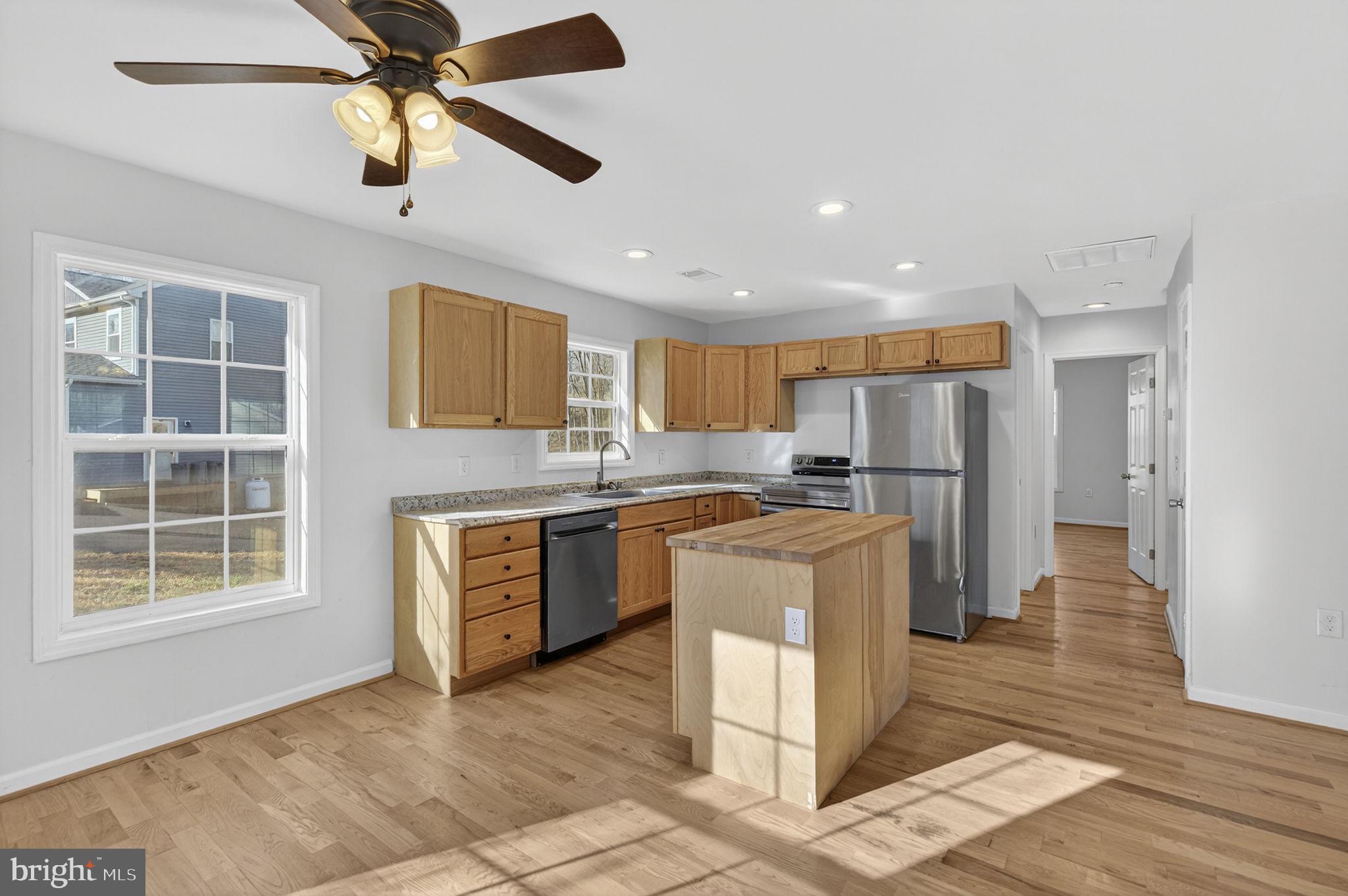 SHENANDOAH  SHORES - Residential