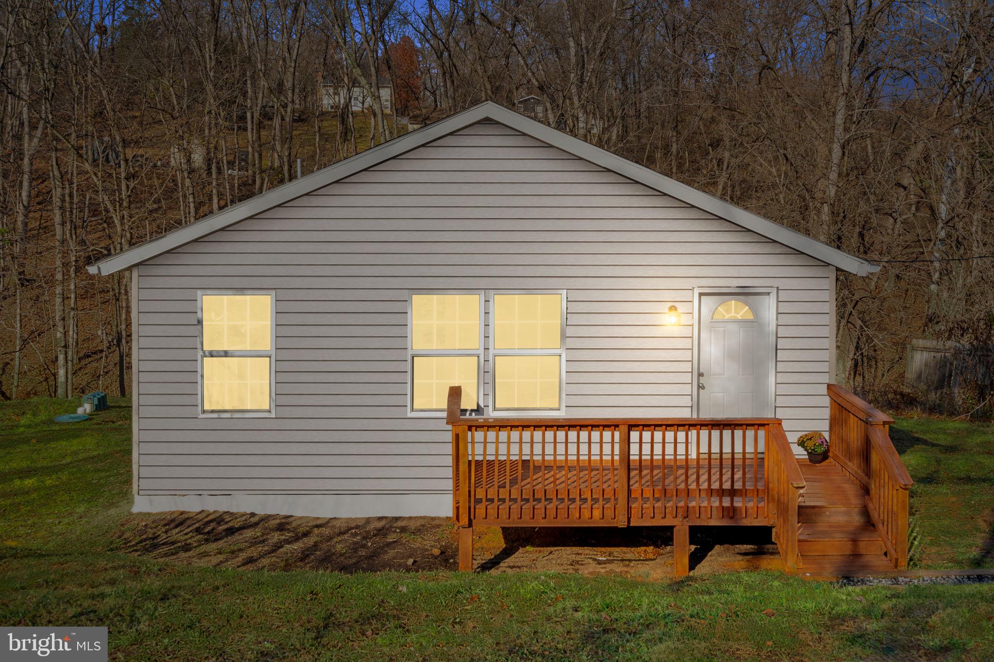 SHENANDOAH  SHORES - Residential