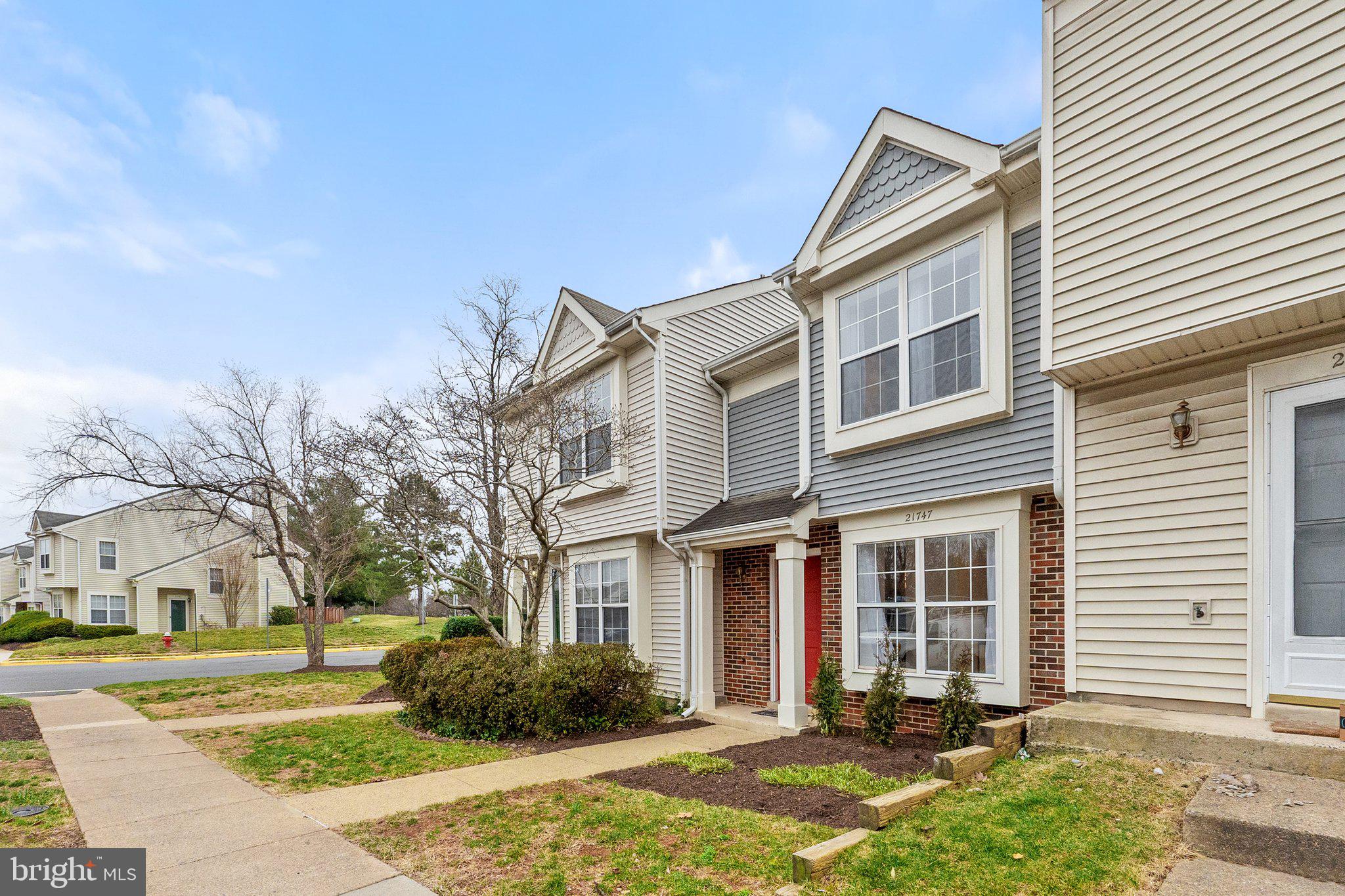 ROLLING RIDGE - Residential