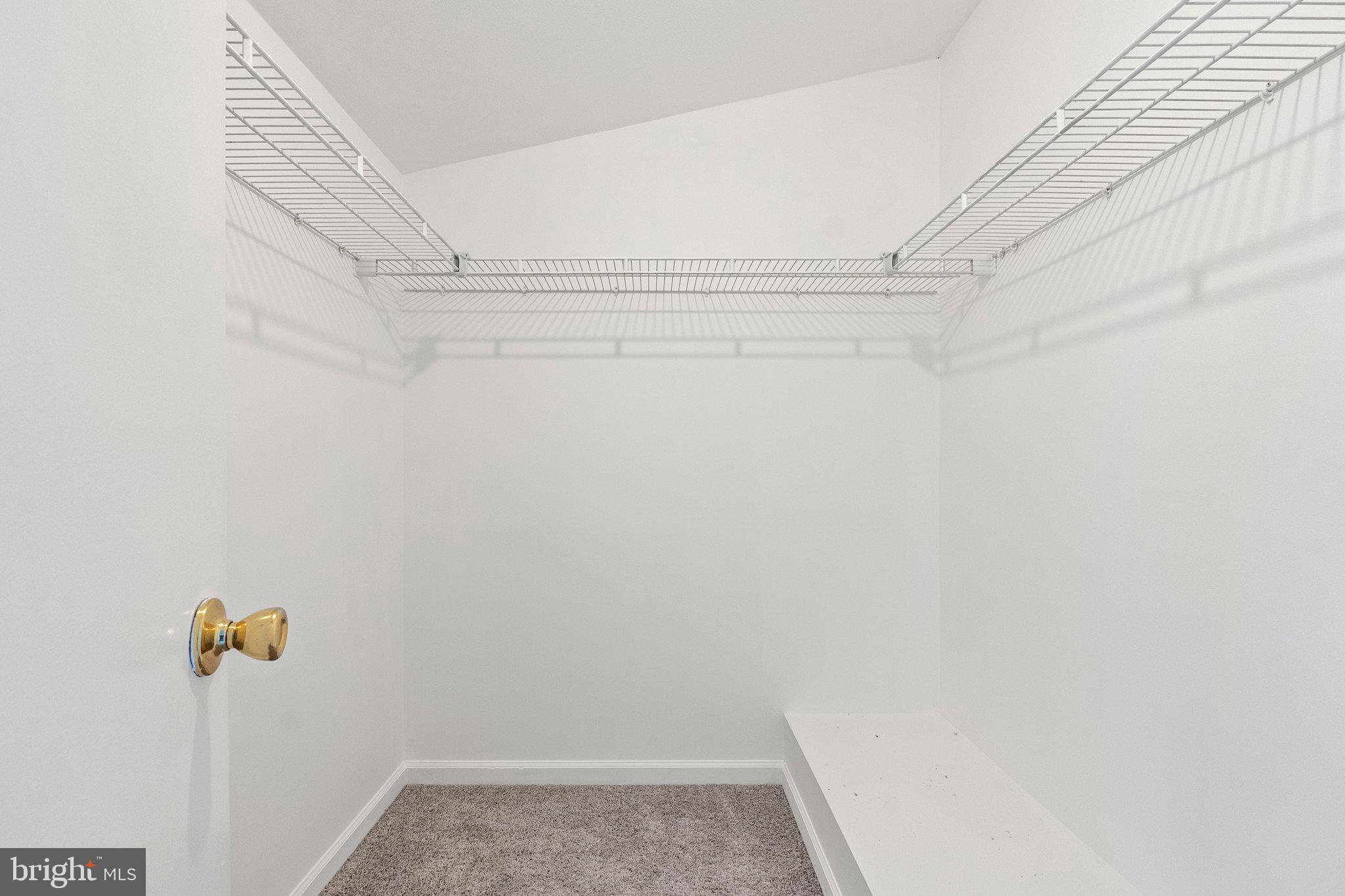 ROLLING RIDGE - Residential