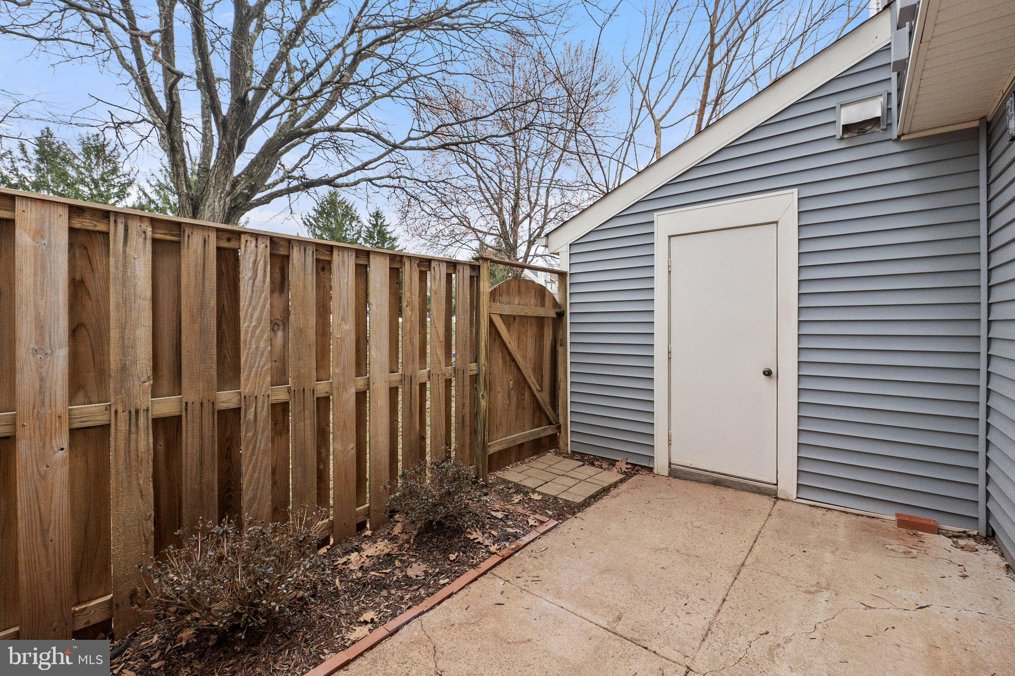 ROLLING RIDGE - Residential