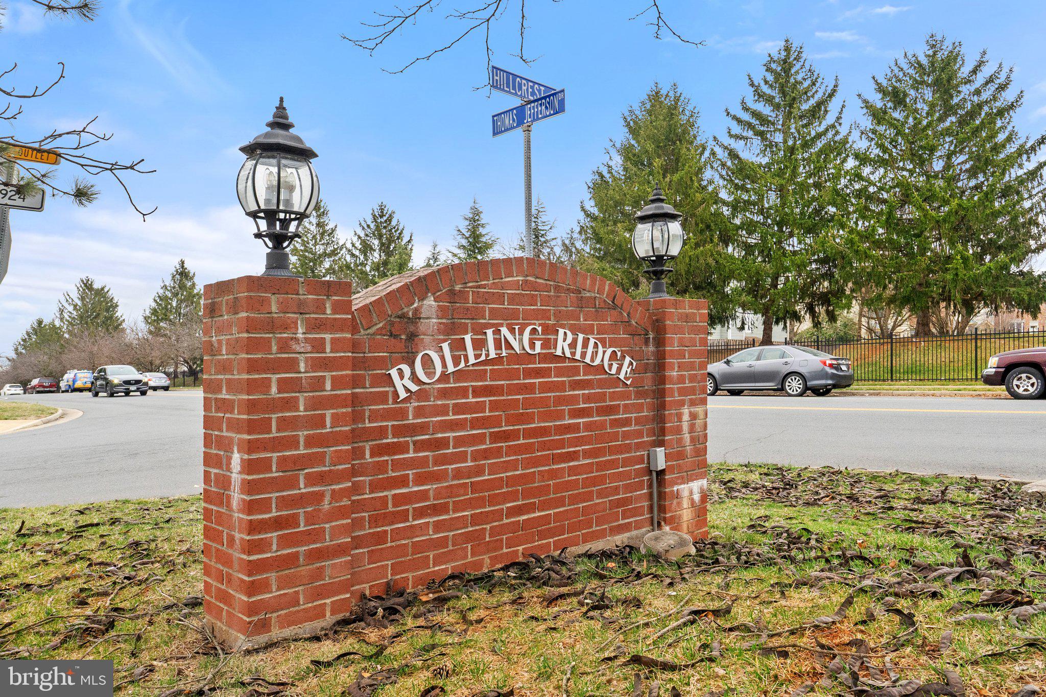 ROLLING RIDGE - Residential