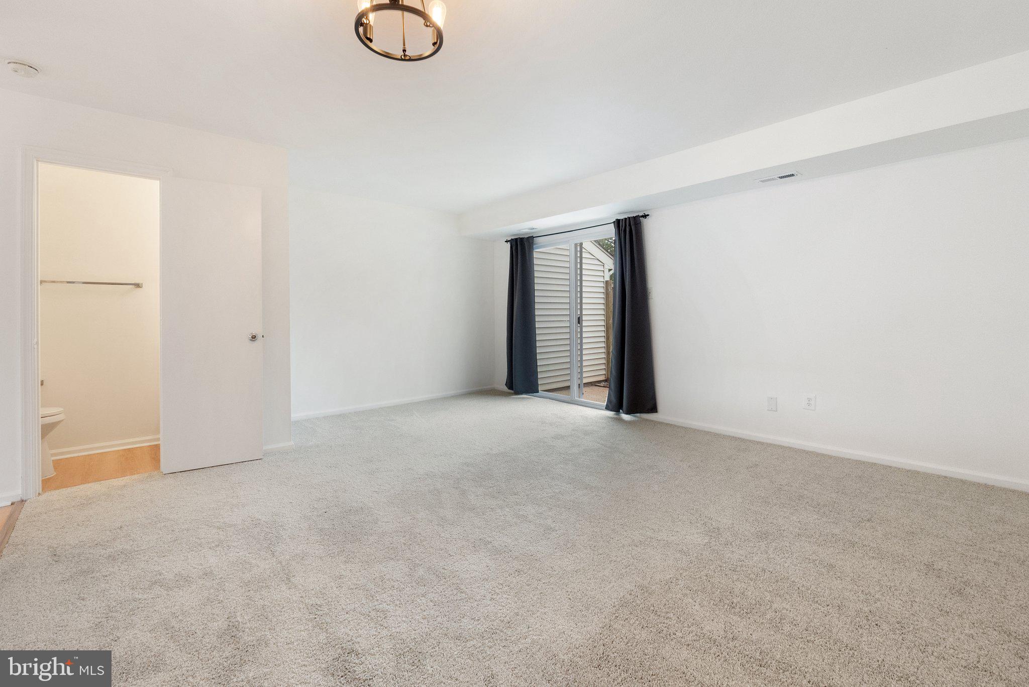 ROLLING RIDGE - Residential