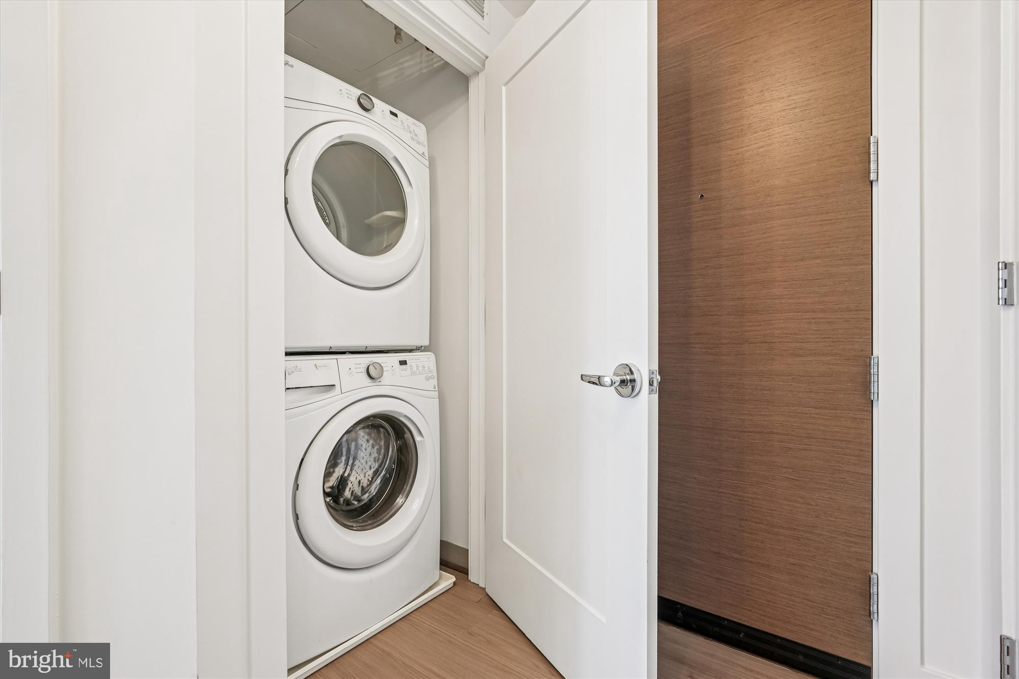 PIKE AND ROSE - Residential Lease