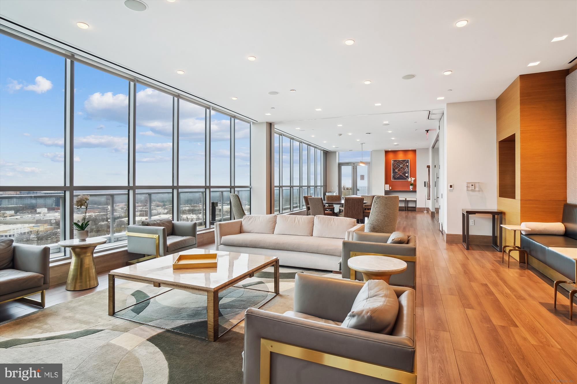 PIKE AND ROSE - Residential Lease