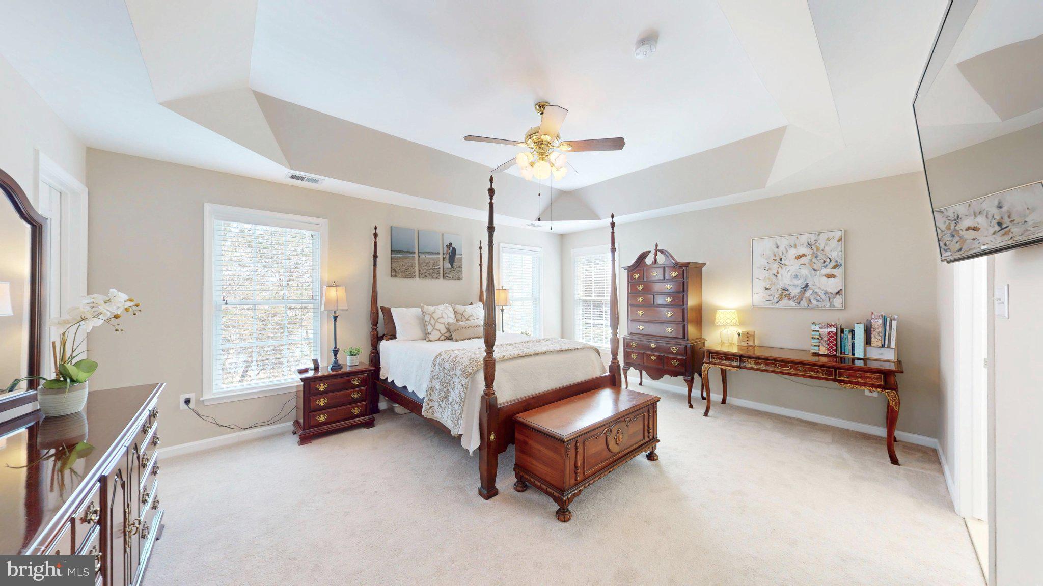 BROADLANDS - Residential