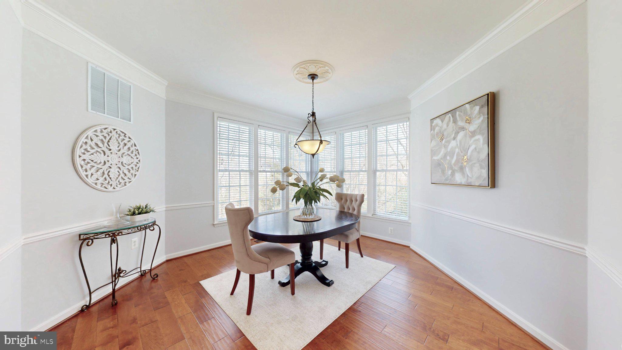 BROADLANDS - Residential