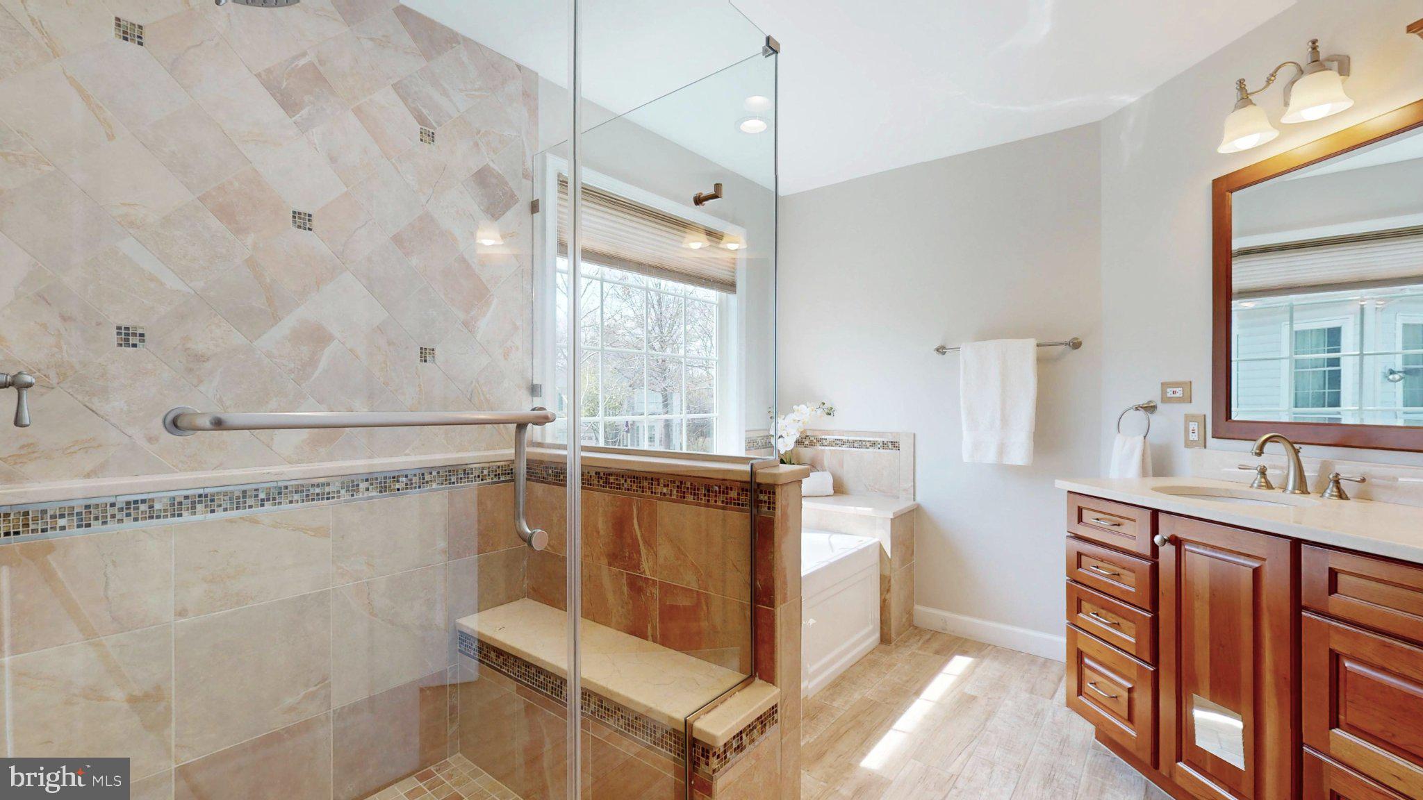 BROADLANDS - Residential