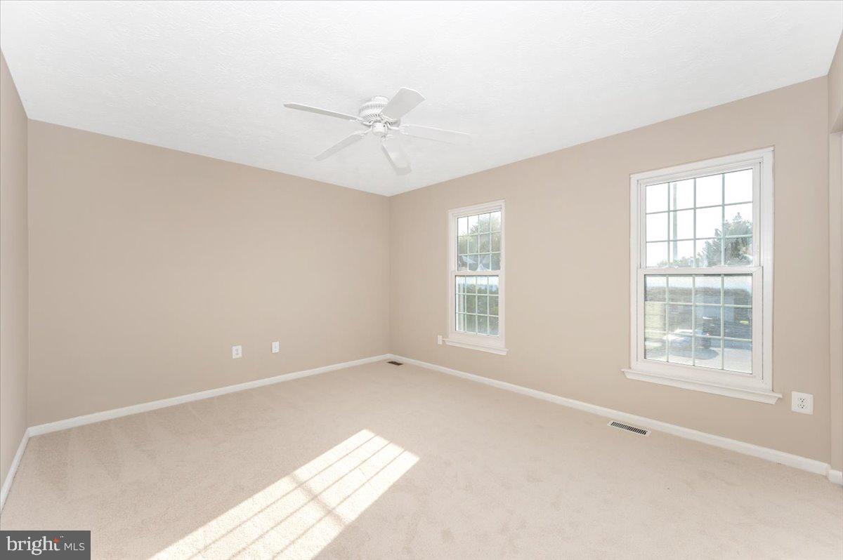 ROBIN MEADOWS - Residential