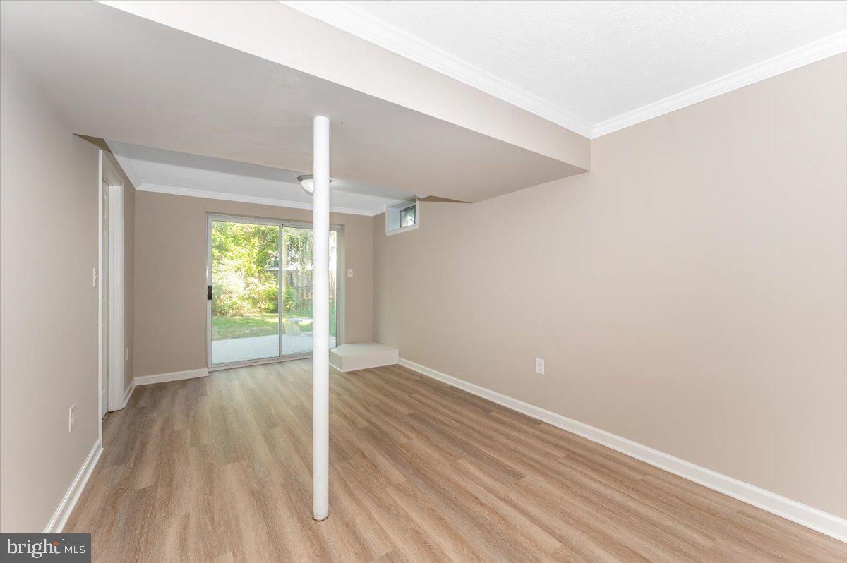 ROBIN MEADOWS - Residential