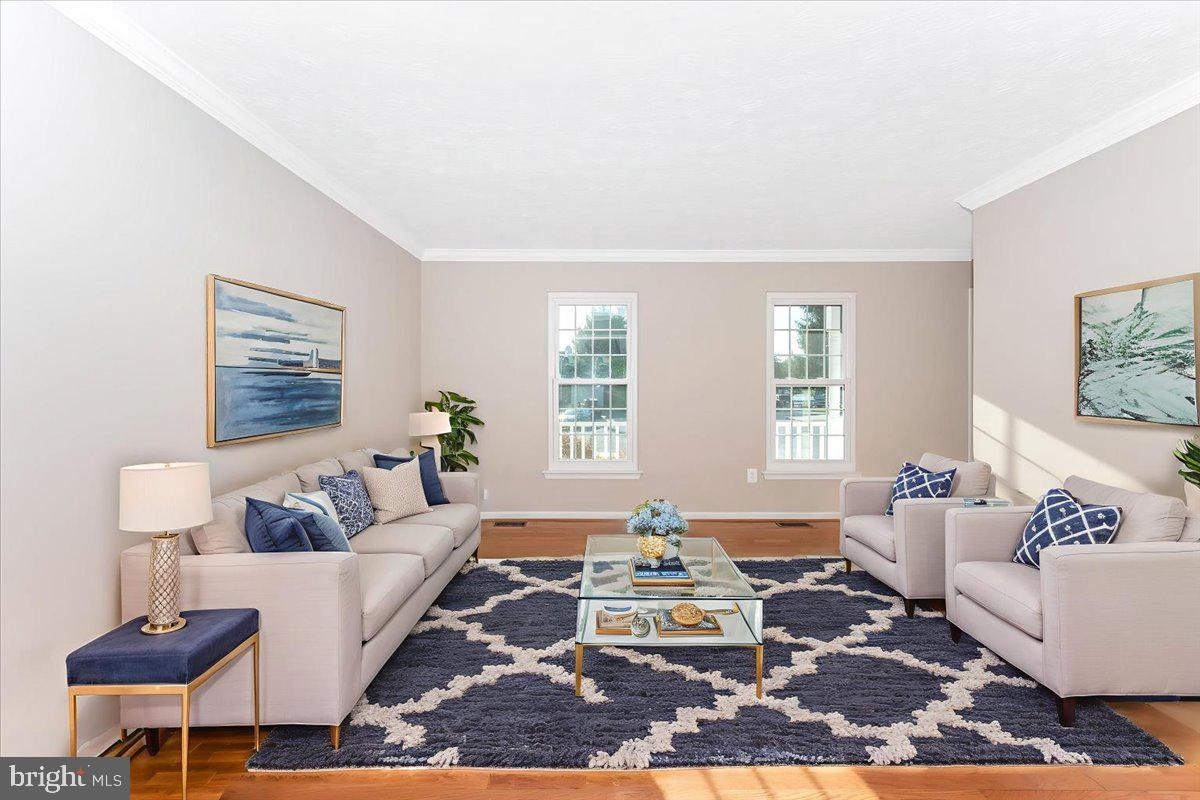 ROBIN MEADOWS - Residential