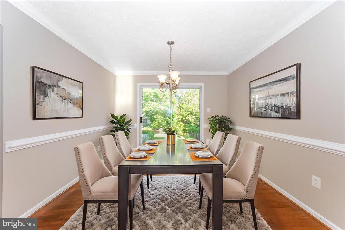 ROBIN MEADOWS - Residential