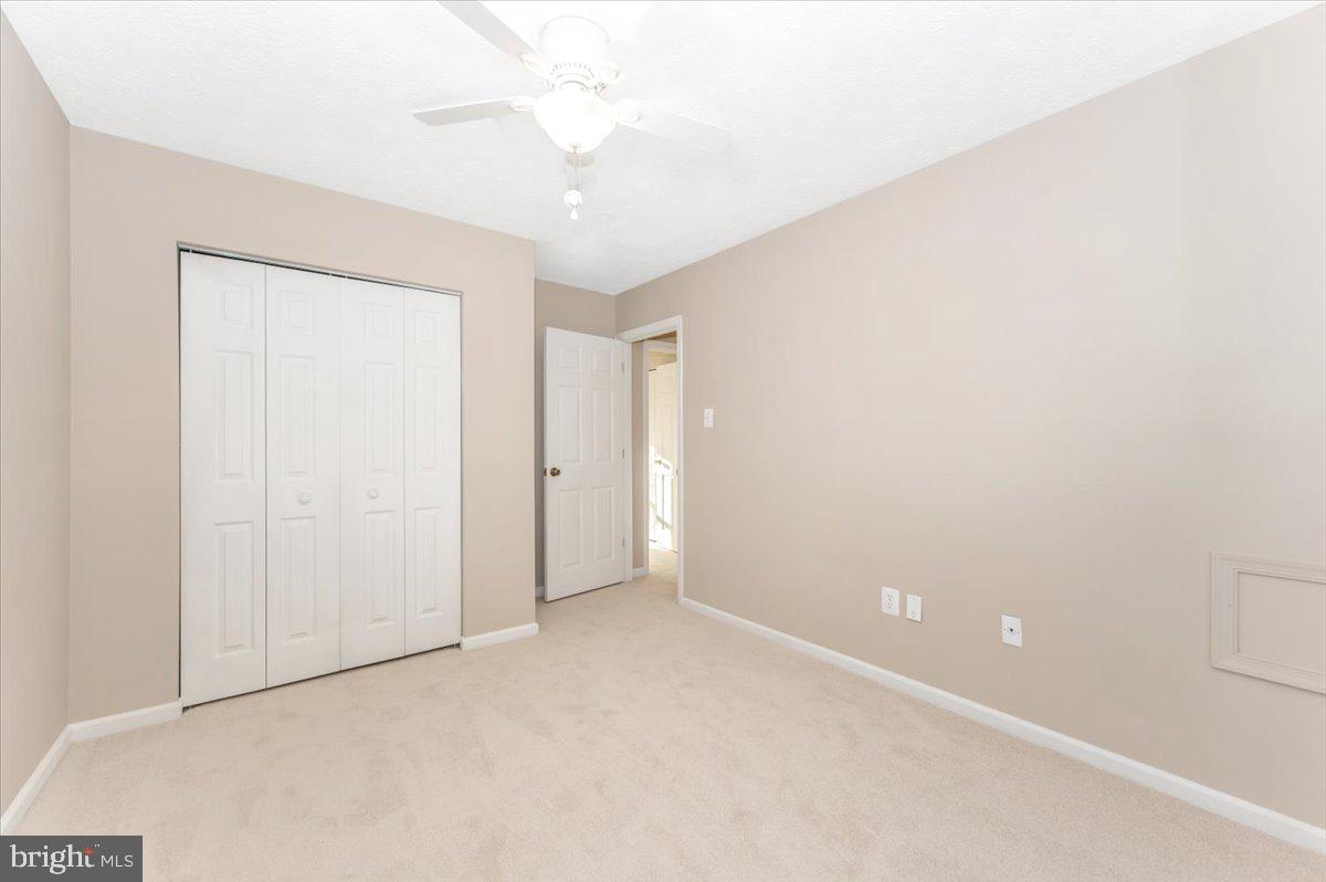 ROBIN MEADOWS - Residential