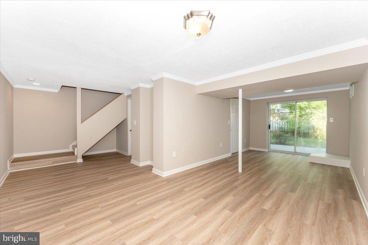 ROBIN MEADOWS - Residential