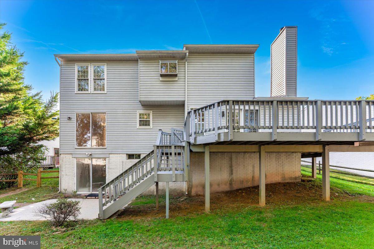 ROBIN MEADOWS - Residential