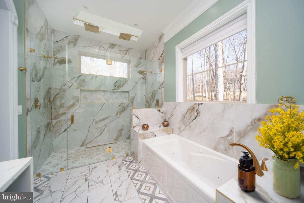 WATERSIDE RESERVE - Residential