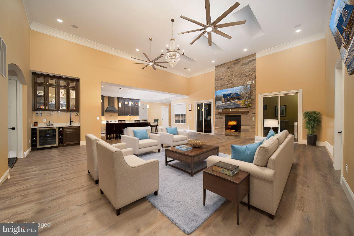 WATERSIDE RESERVE - Residential