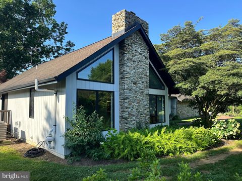 Photo of 213 Tomahawk Drive, CONESTOGA, PA 17516 (MLS # PALA2072032)