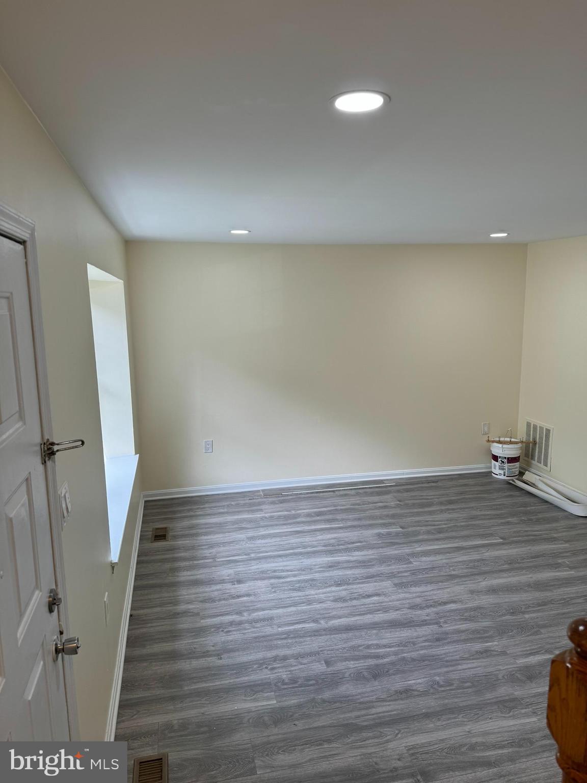 THE COLONY - Residential Lease