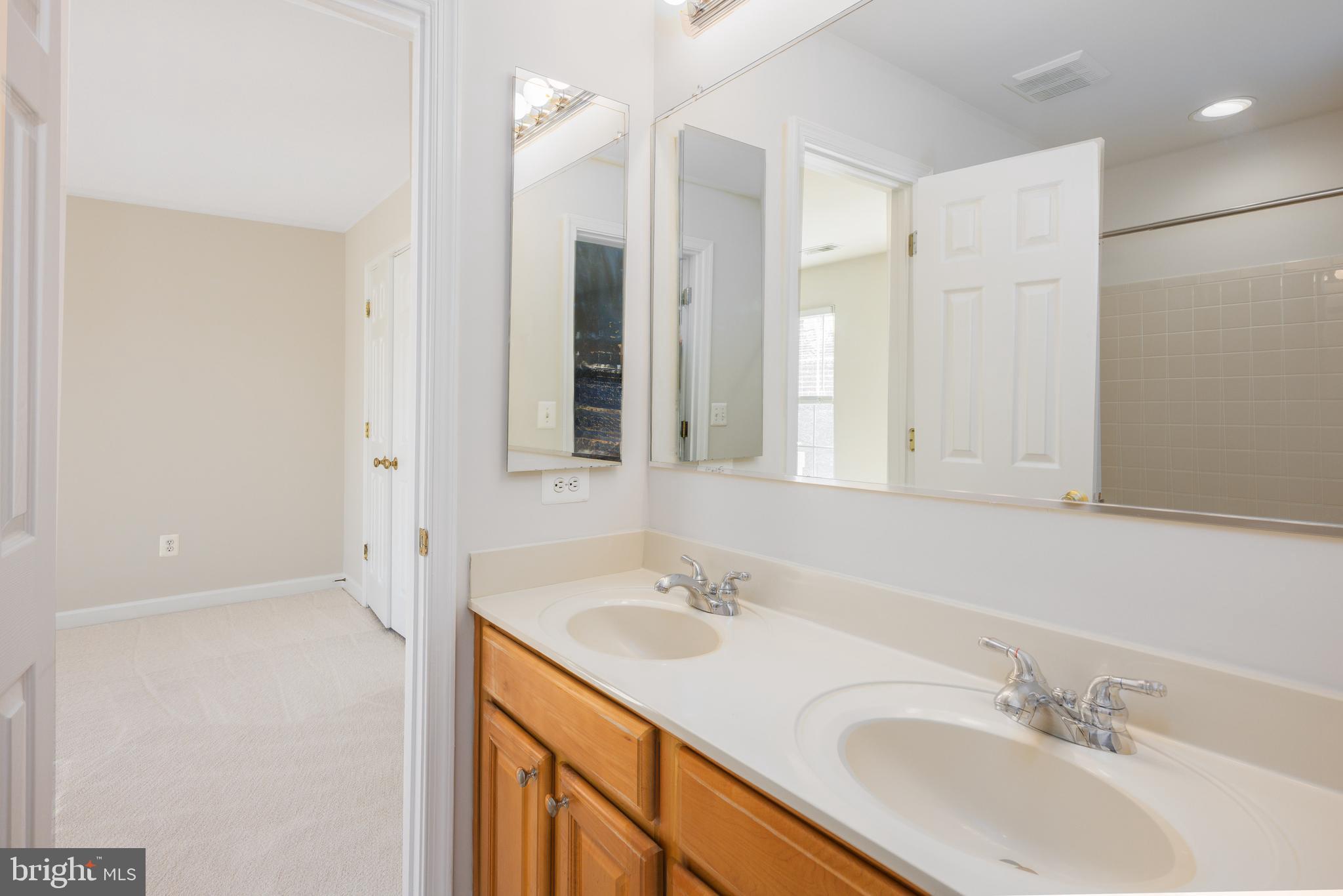 SHIPLEYS RETREAT - Residential