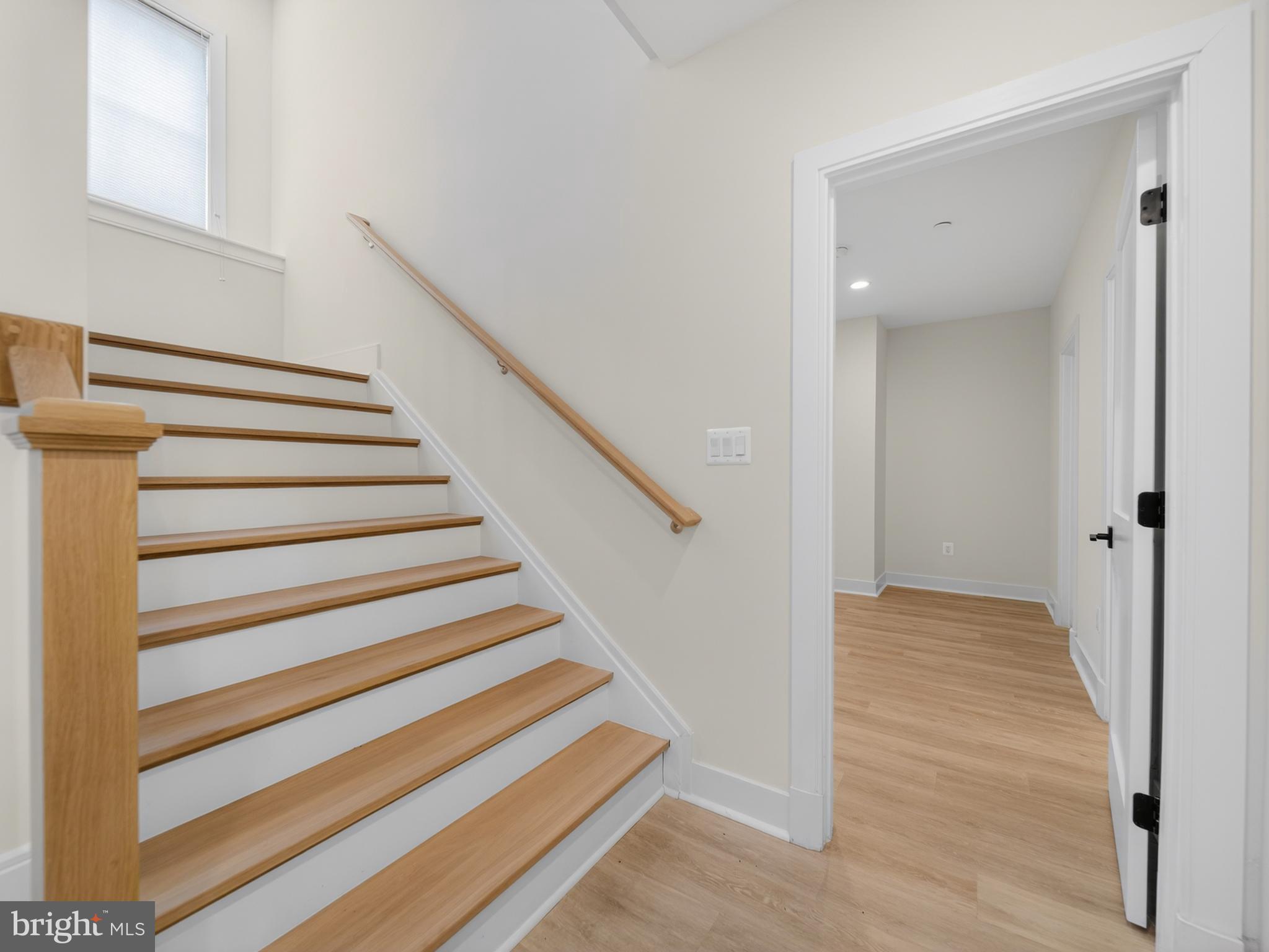 OAKWOOD KNOLLS - Residential