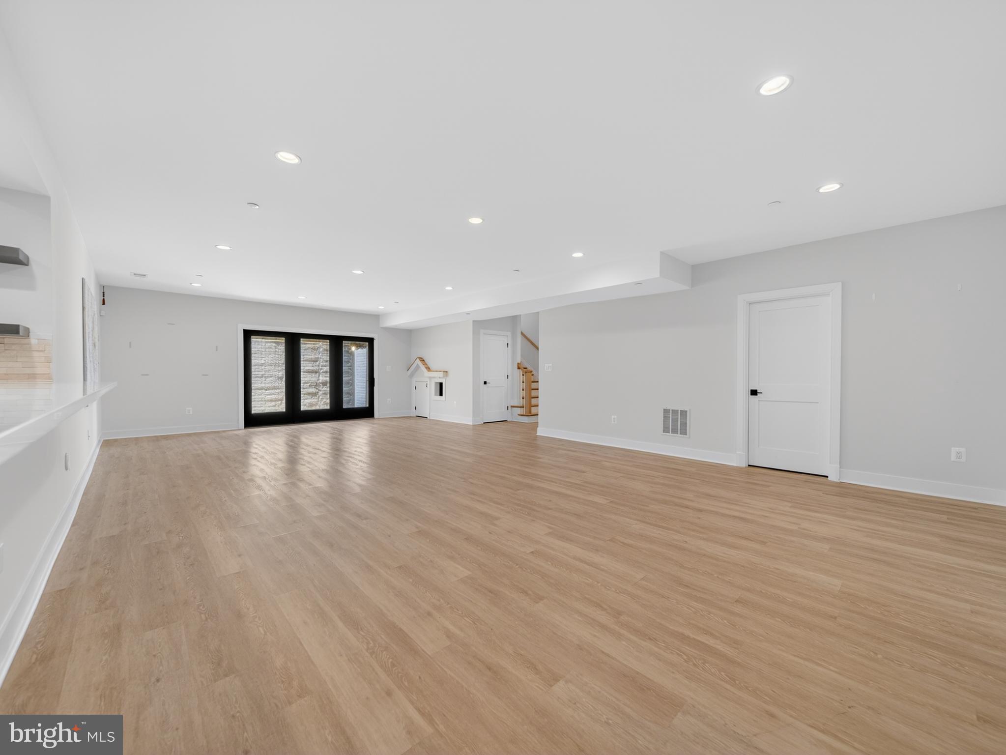 OAKWOOD KNOLLS - Residential
