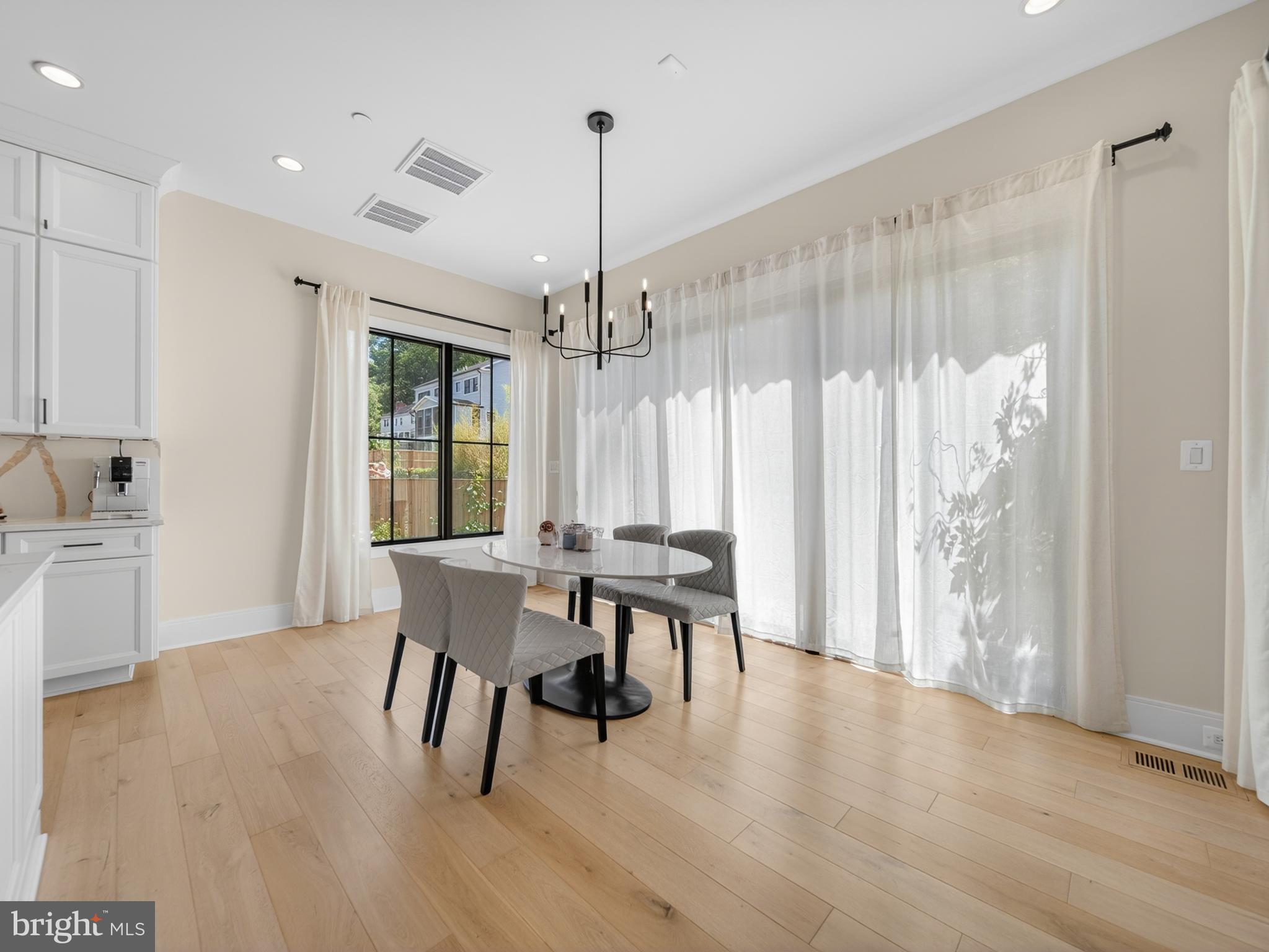 OAKWOOD KNOLLS - Residential