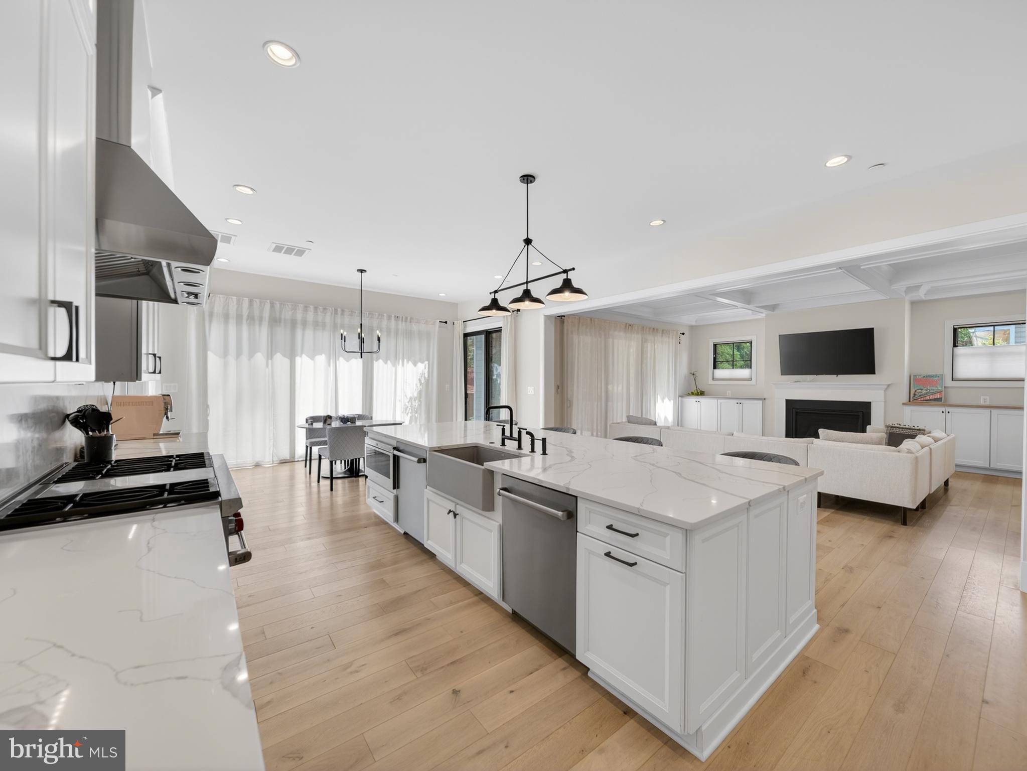 OAKWOOD KNOLLS - Residential