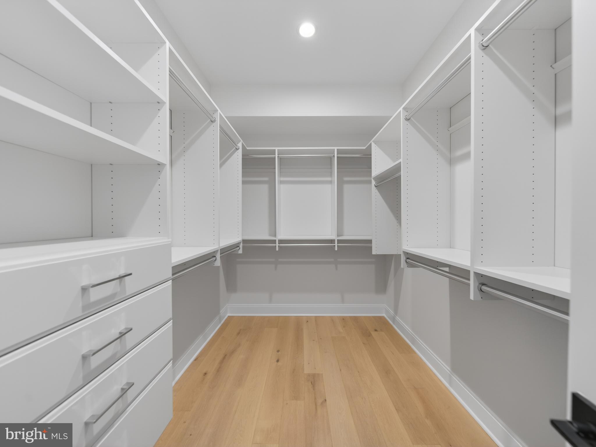OAKWOOD KNOLLS - Residential