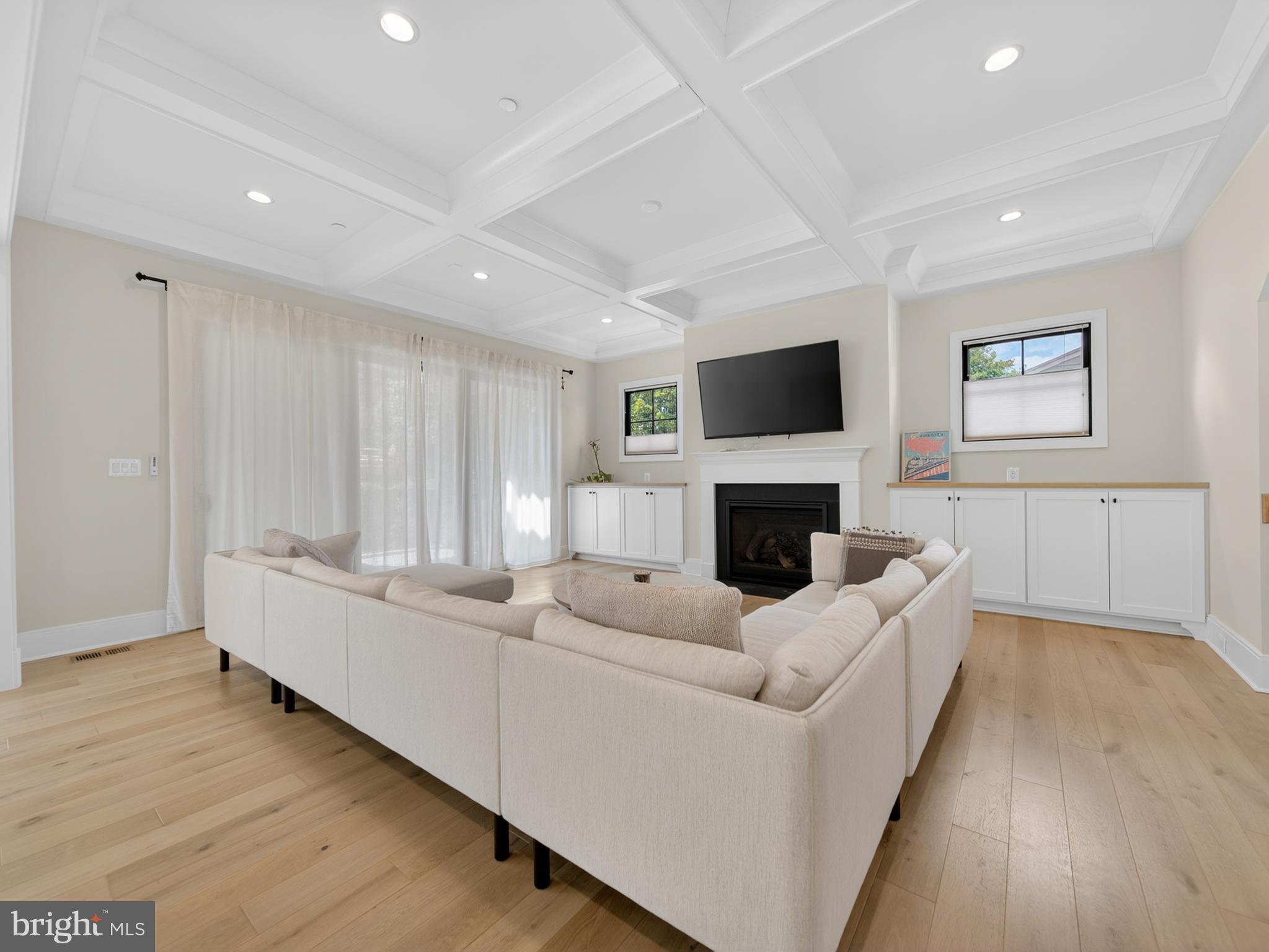 OAKWOOD KNOLLS - Residential