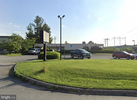 Photo of 2700 S Queen Street, DALLASTOWN, PA 17313 (MLS # PAYK2088160)