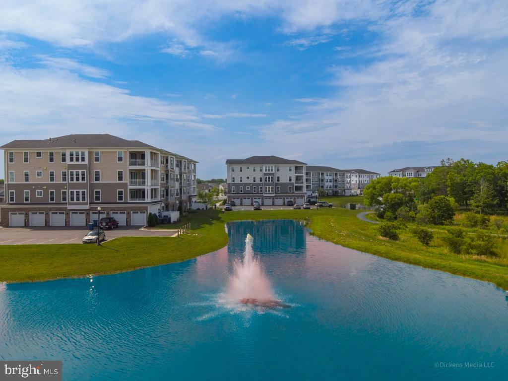 FOUR SEASONS AT KENT ISLAND - Residential