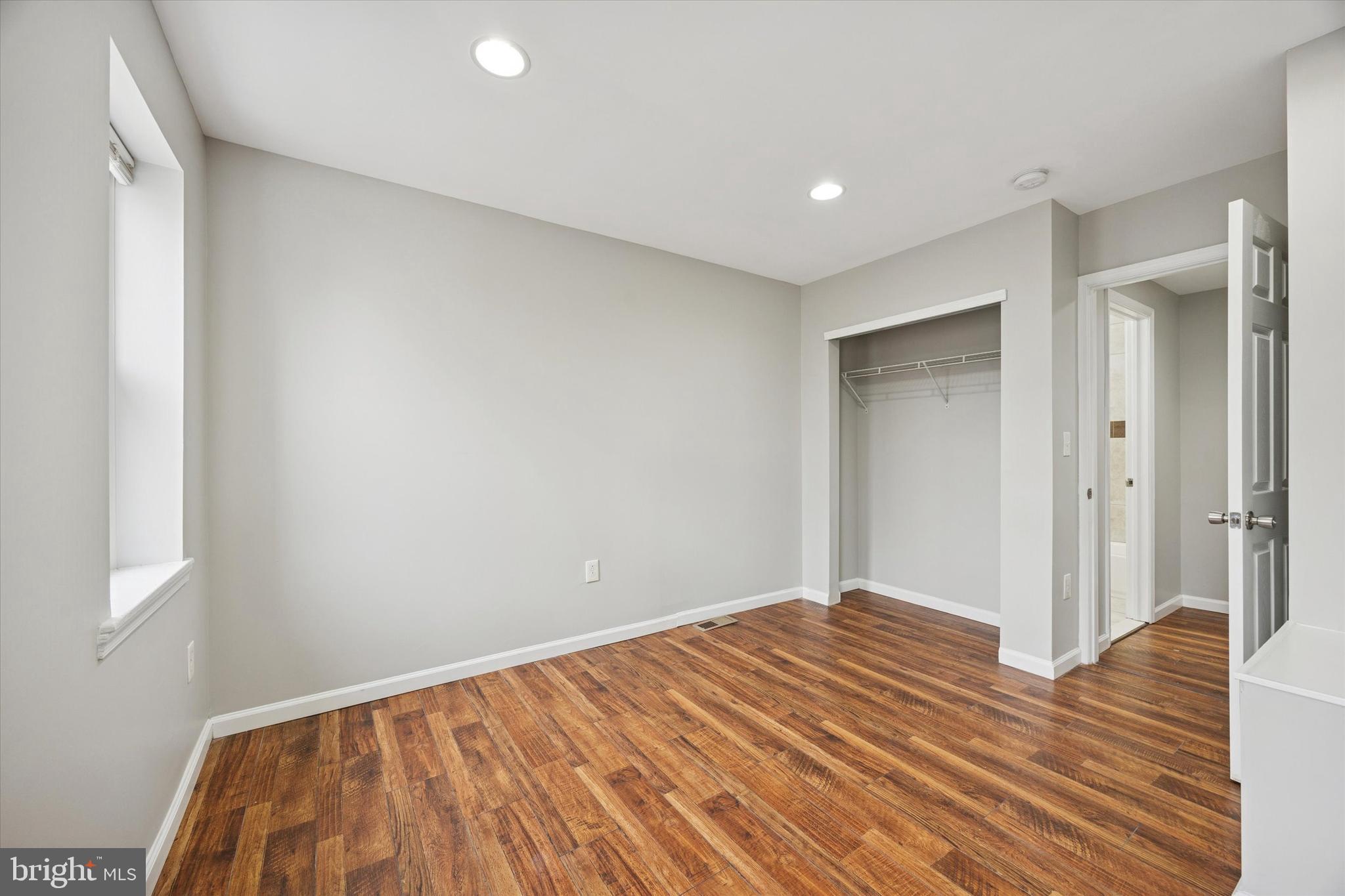 MANTUA - Residential