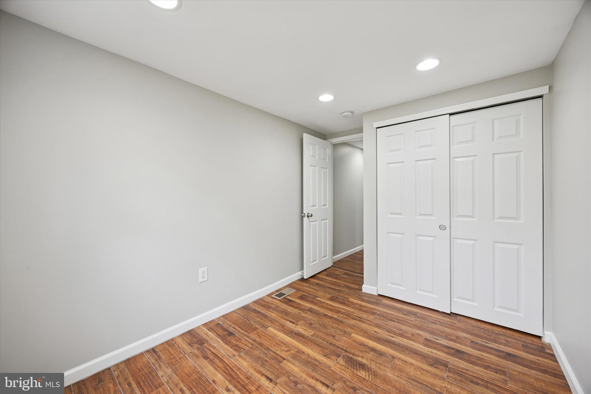 MANTUA - Residential