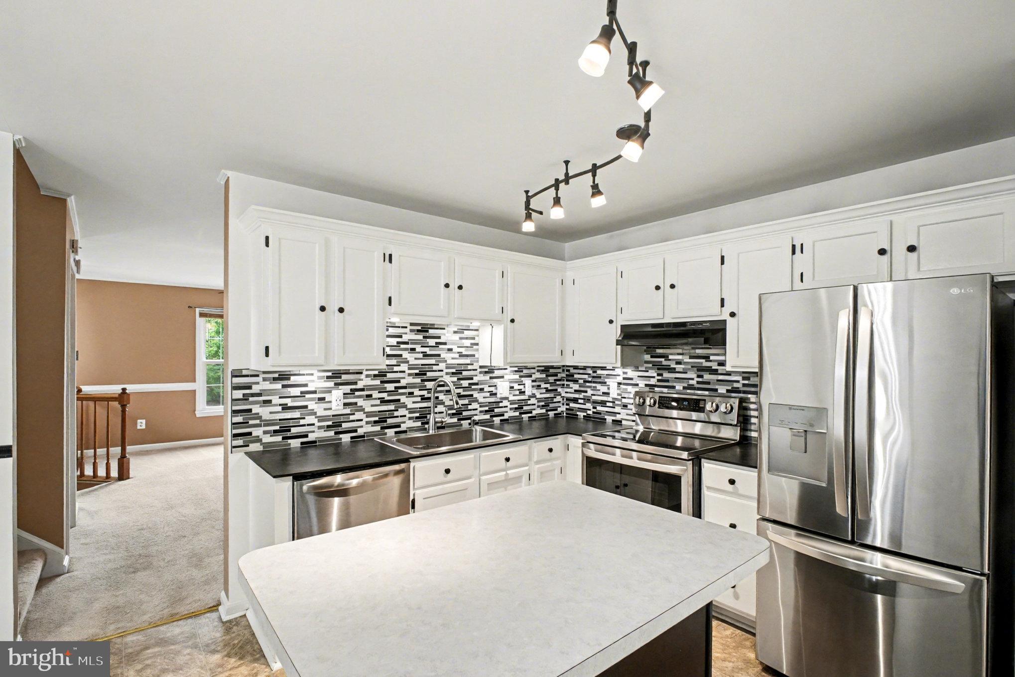 HEATHER HILLS/BRIGHTFLD - Residential