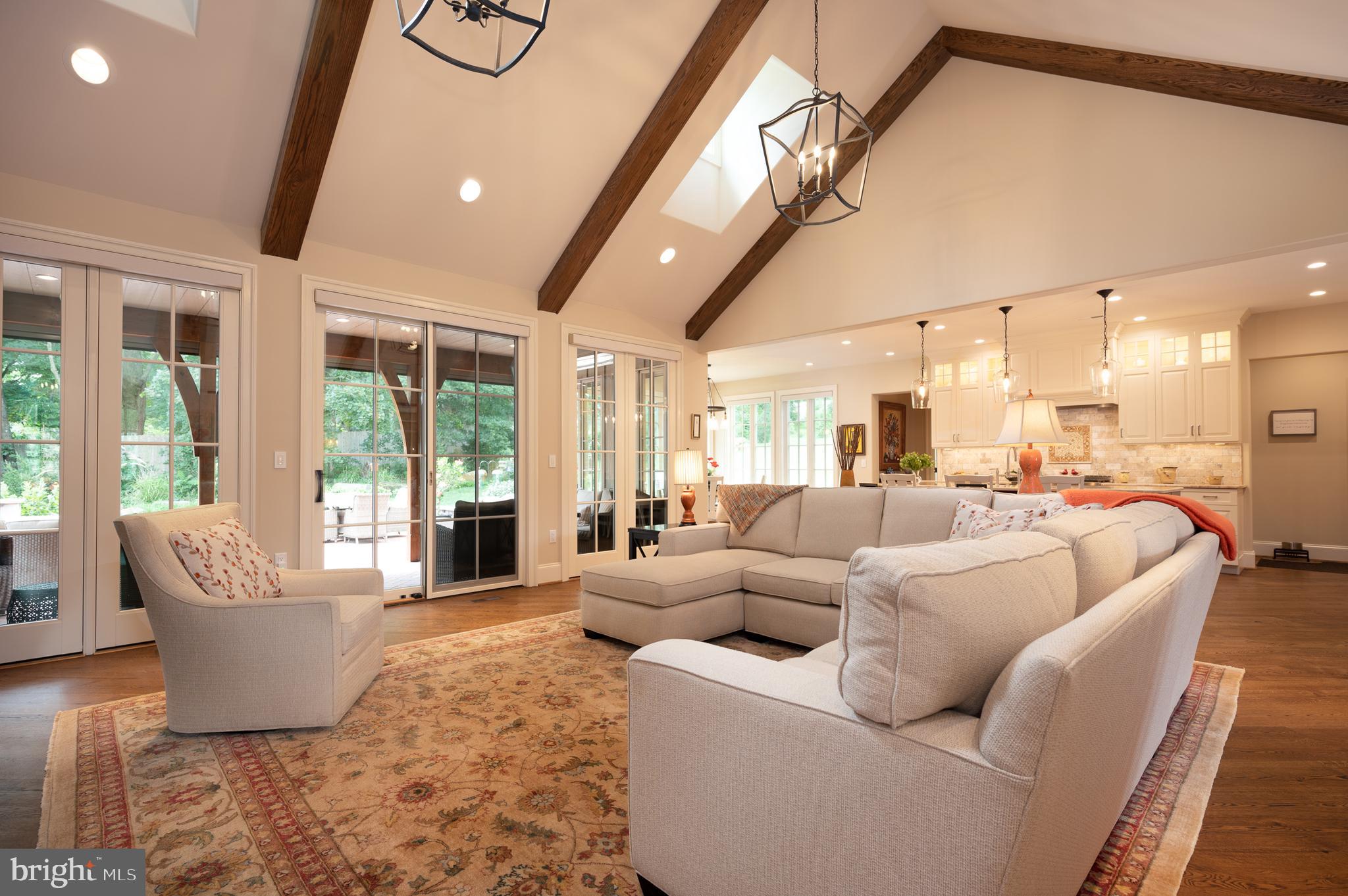 WAGONERS ROW - Residential