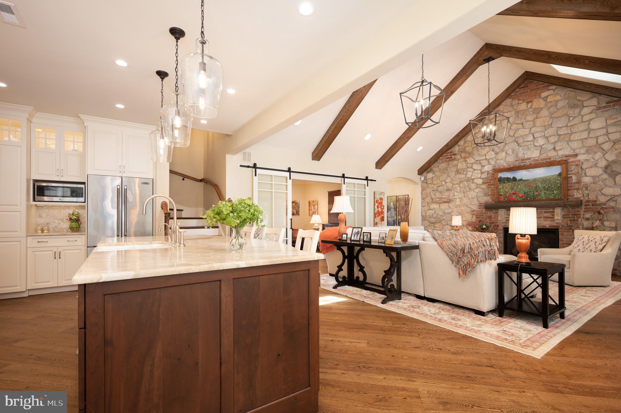 WAGONERS ROW - Residential