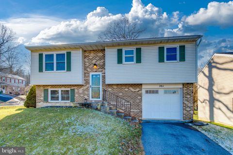261 LINDA TERRACE EPHRATA PA 17522