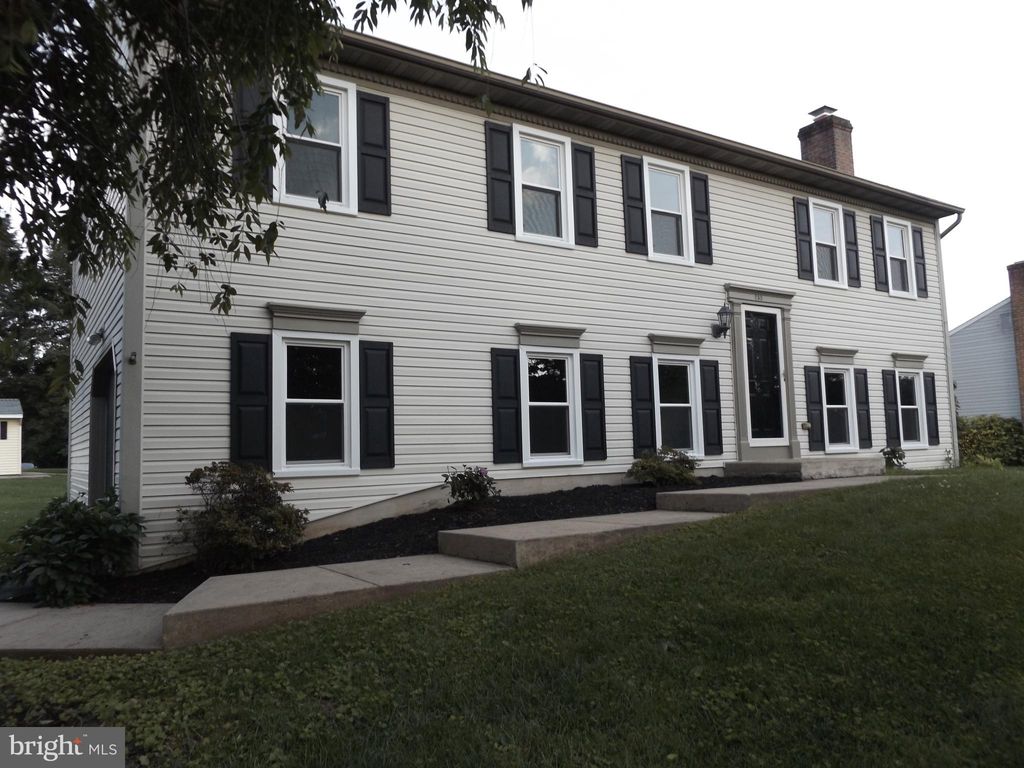 Photo of 235 Landis Drive, LANCASTER, PA 17602 (MLS # PALA2071516)